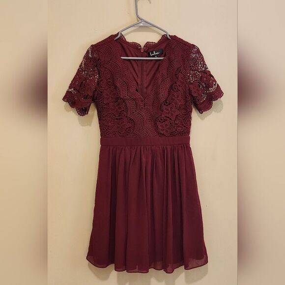 Lulus Burgundy Lace Skater Dress Size M - Picture 1 of 5